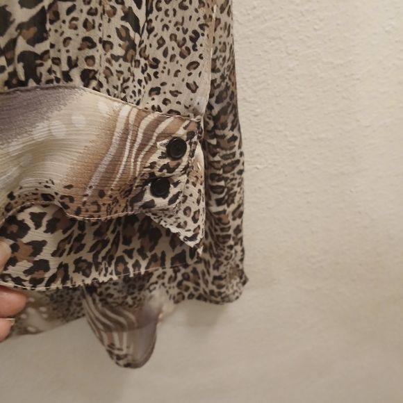 EUC Sarah Bentley Shear Leopard Print Blouse Animal Print Women's Size 2X - Picture 4 of 6